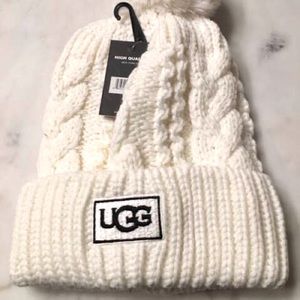 2 uggs bundle thick wool knit beanie